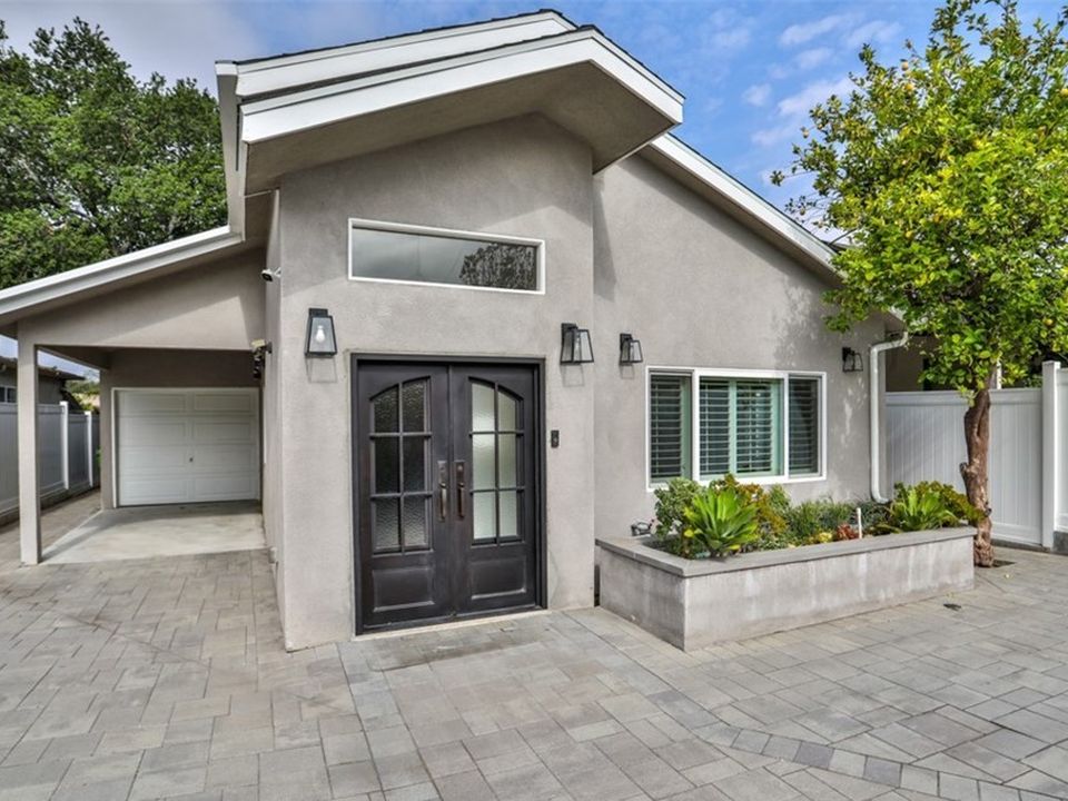 Home financed in Sunland