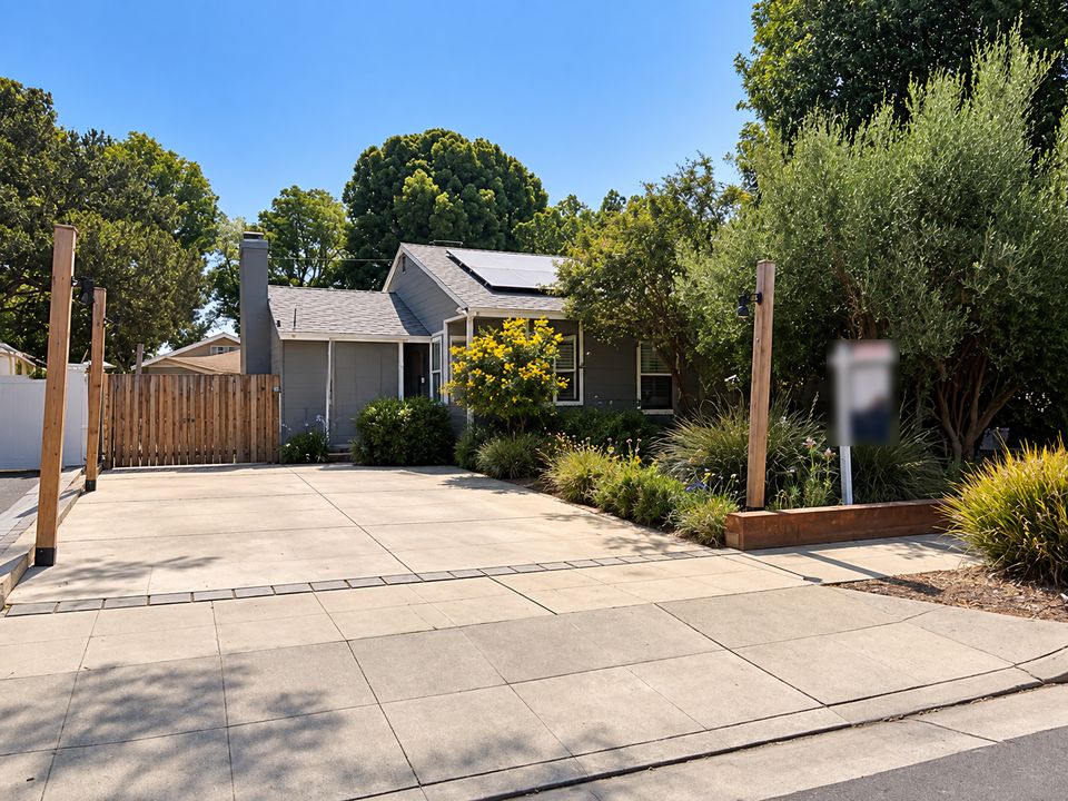 Home financed in Reseda